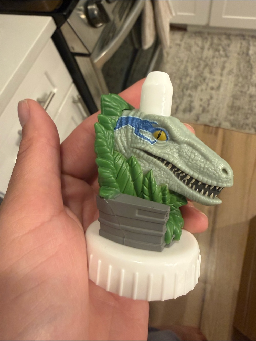 Good2grow Reptile-Themed Dinosaur Bottle Top
